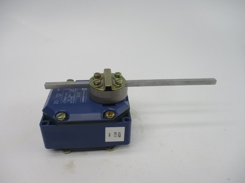 TELEMECANIQUE XCRA11 240V 3A NSMP