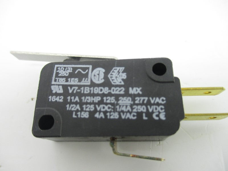 MICRO SWITCH V7-1B19D8-022 277VAC 11A NSNP