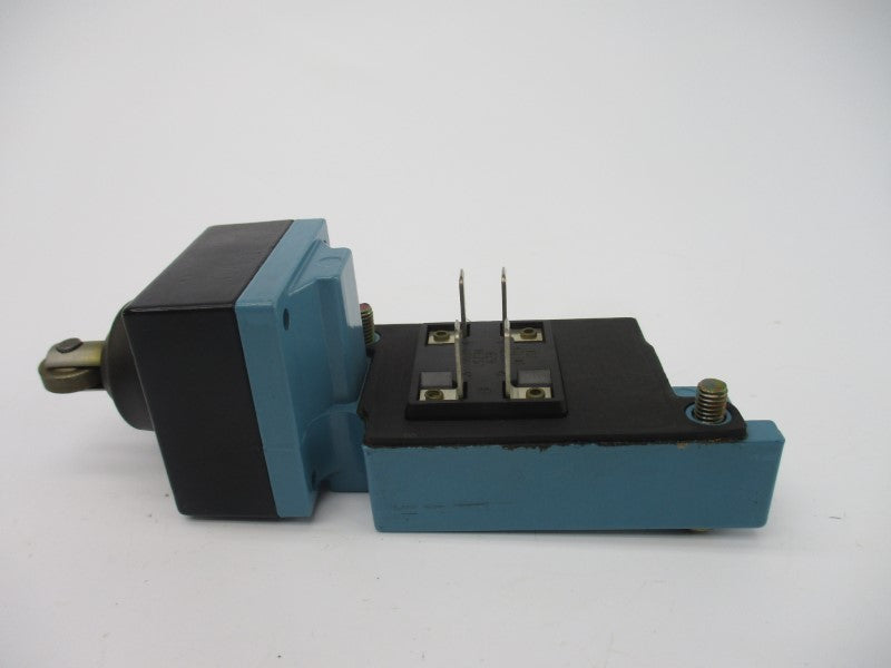 MICRO SWITCH LSD1A 600VAC 10A (AS PICTURED) NSNP