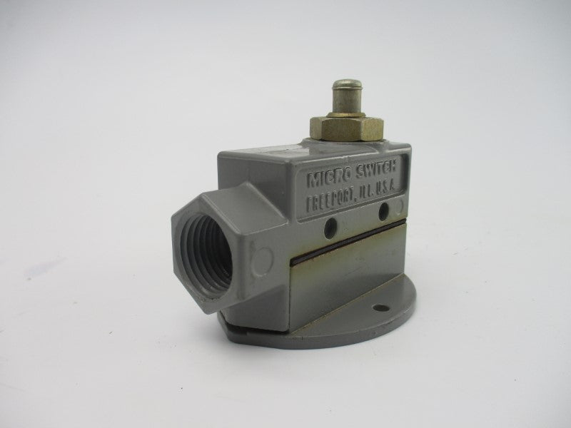 MICRO SWITCH BZV76-2RQ 600VAC 2A NSNP