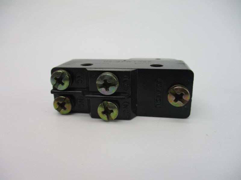 MICRO SWITCH BZ-3YWT822 250VAC 5A NSNP