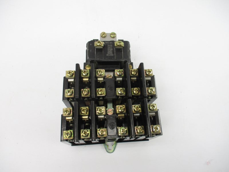 GENERAL ELECTRIC CR2810A14EJ 110/120V 10A NSNP