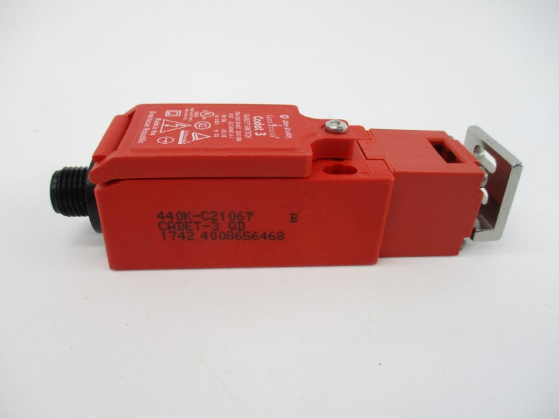 ALLEN BRADLEY 440K-C21067 SER. B 240V 3A (WH) NSMP