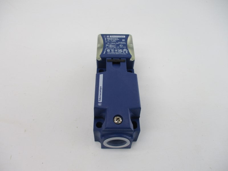 TELEMECANIQUE XS8C4A1PCG13 12-48V NSMP