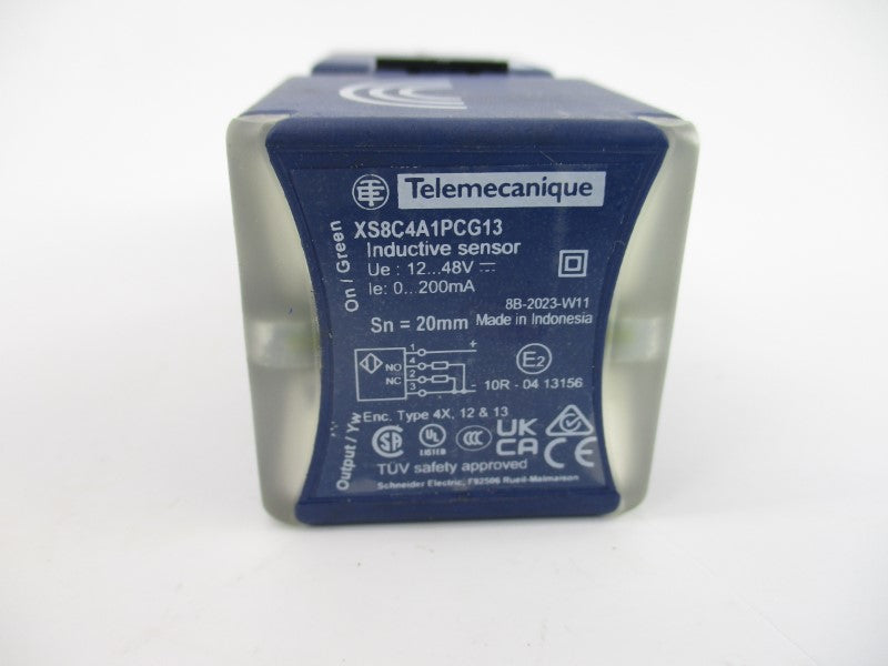 TELEMECANIQUE XS8C4A1PCG13 12-48V NSNP