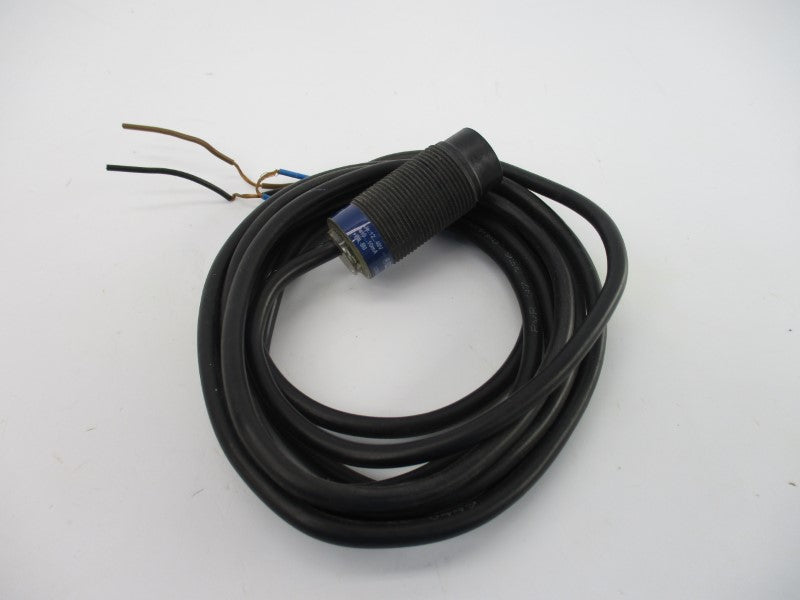 TELEMECANIQUE XS4P18AB110 12-48V NSNP