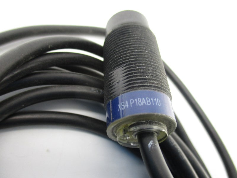 TELEMECANIQUE XS4P18AB110 12-48V NSNP