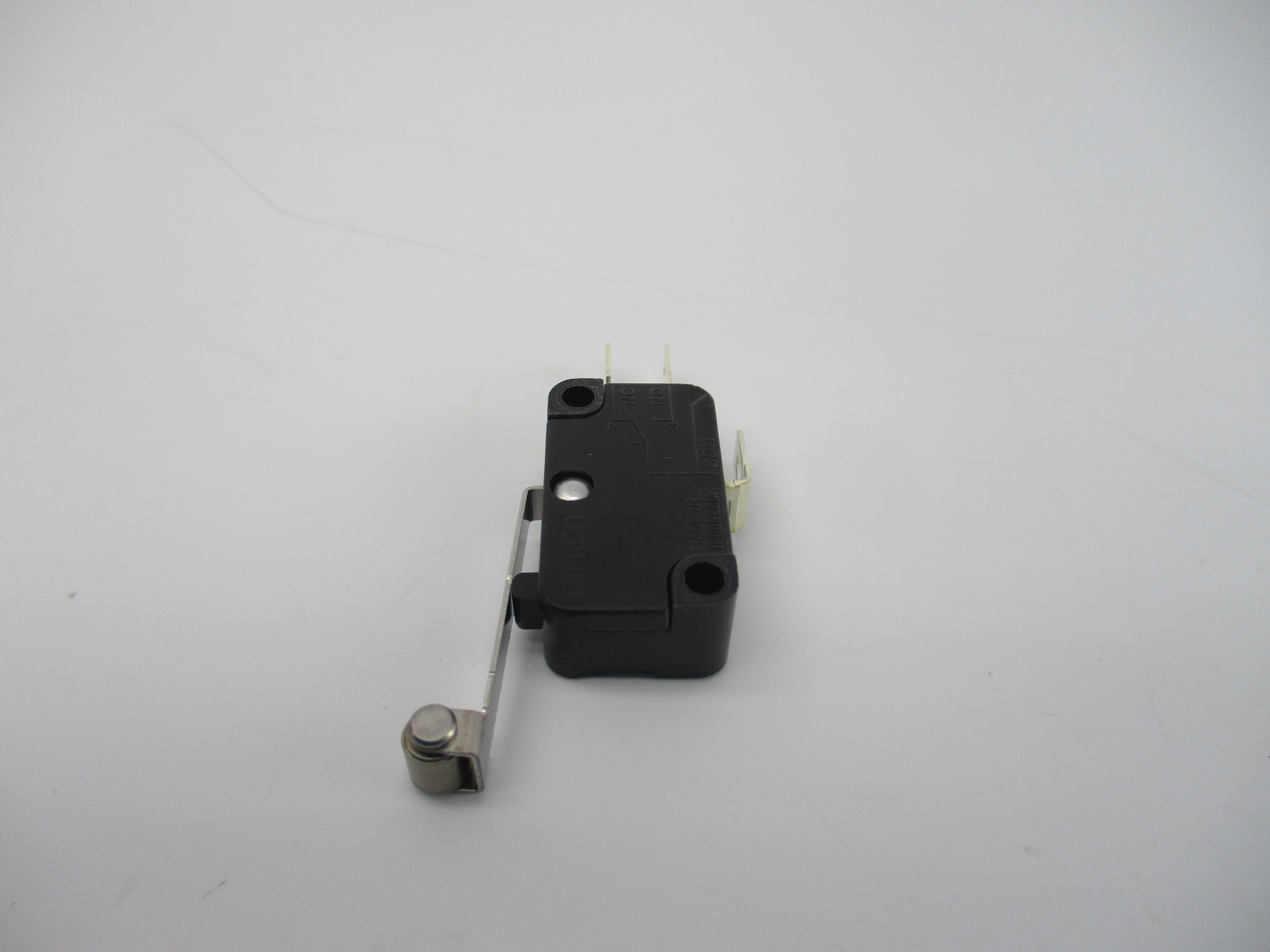 MICRO SWITCH V-156-1A5-T 250VAC 15A NSNP