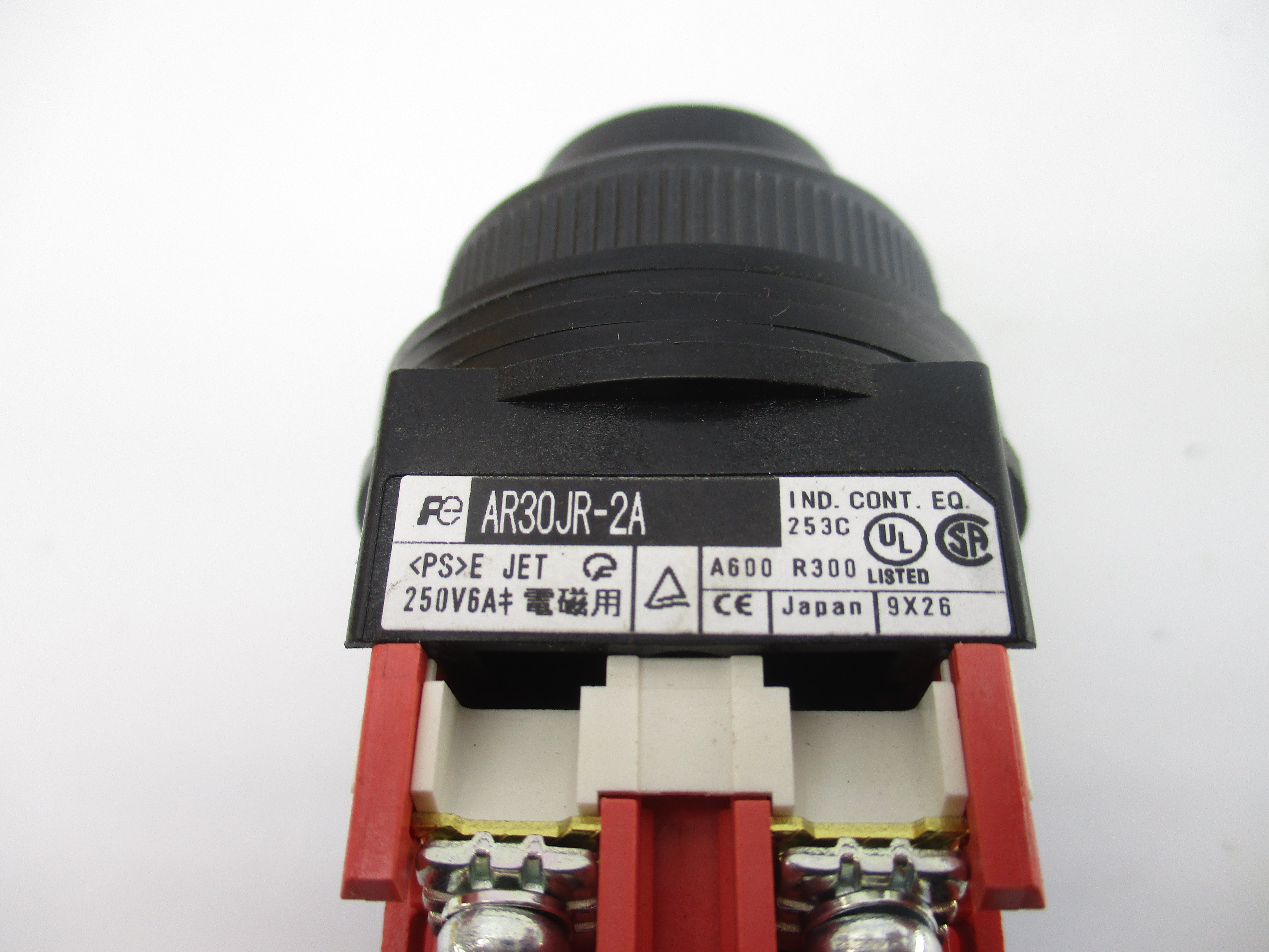 FUJI ELECTRIC AR30JR-2A 250V 6A (NO KEY) NSNP