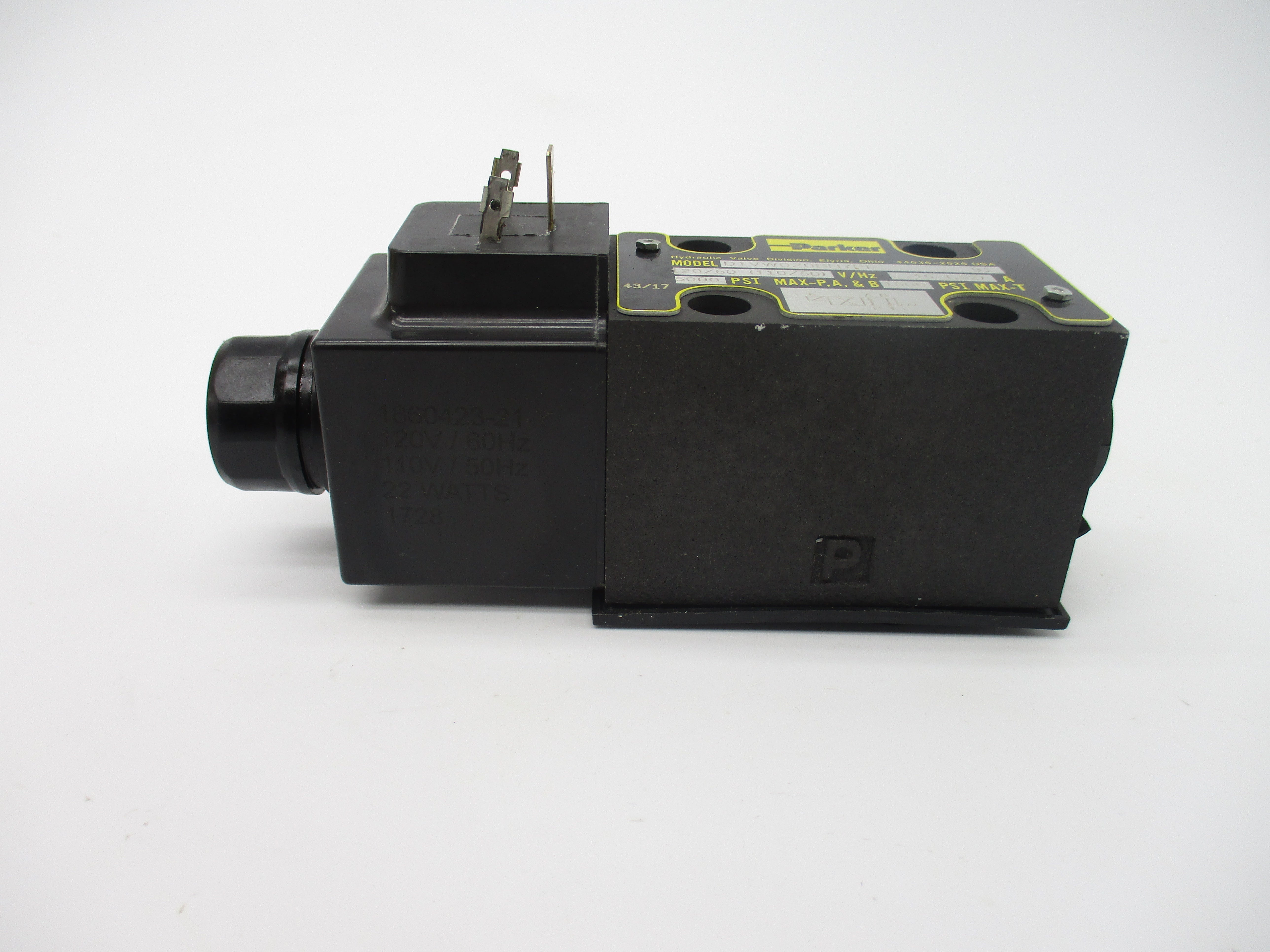 PARKER D1VW020BNYPF91 110/120V .46-.52A 5000PSI (AS PICTURED) NSMP