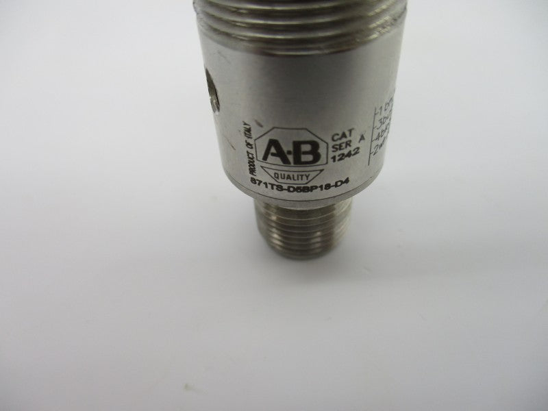 ALLEN BRADLEY 871TS-D5BP18-D4 SER. A 10-30VDC NSNP