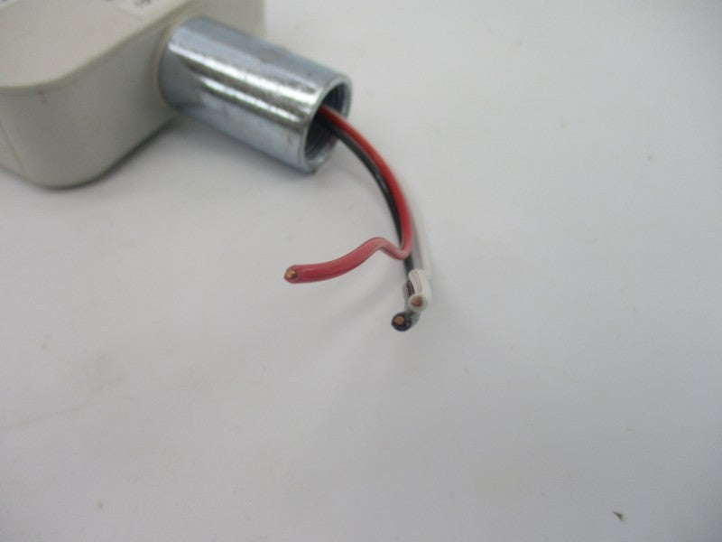 LEVITON OSFHU-LTW 347VAC UNMP
