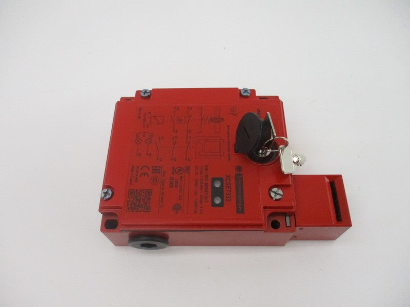 TELEMECANIQUE XCSE7333 110/120V 1.5A NSMP