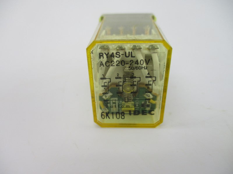 IDEC RY4S-UL 220-240VAC 5A NSNP