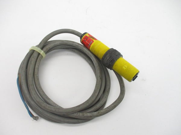 BANNER ENGINEERING S18AW3FF100 20-250V UNMP