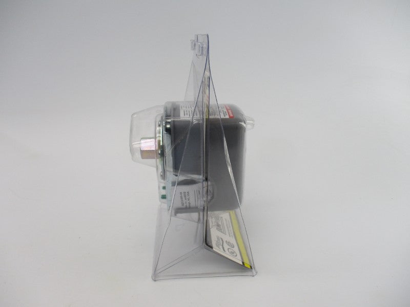 SQUARE D FSG2J21M4CP 115/230VAC 30-50PSI  NSMP
