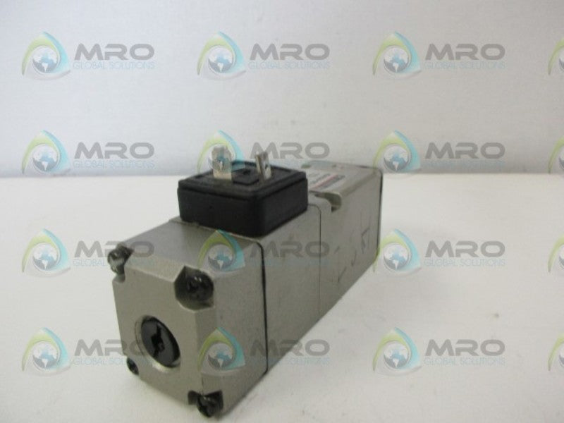 SMC VS4114-003D SOLENOID VALVE UNMP