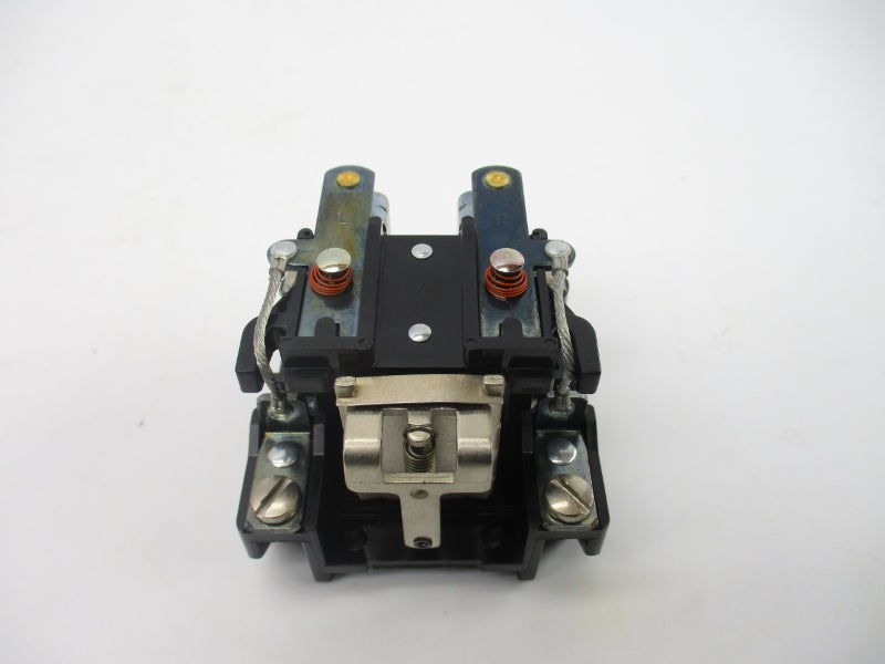 ALLEN BRADLEY 700-HG47A1 SER. A 120VAC 30A (BK/YL) NSMP