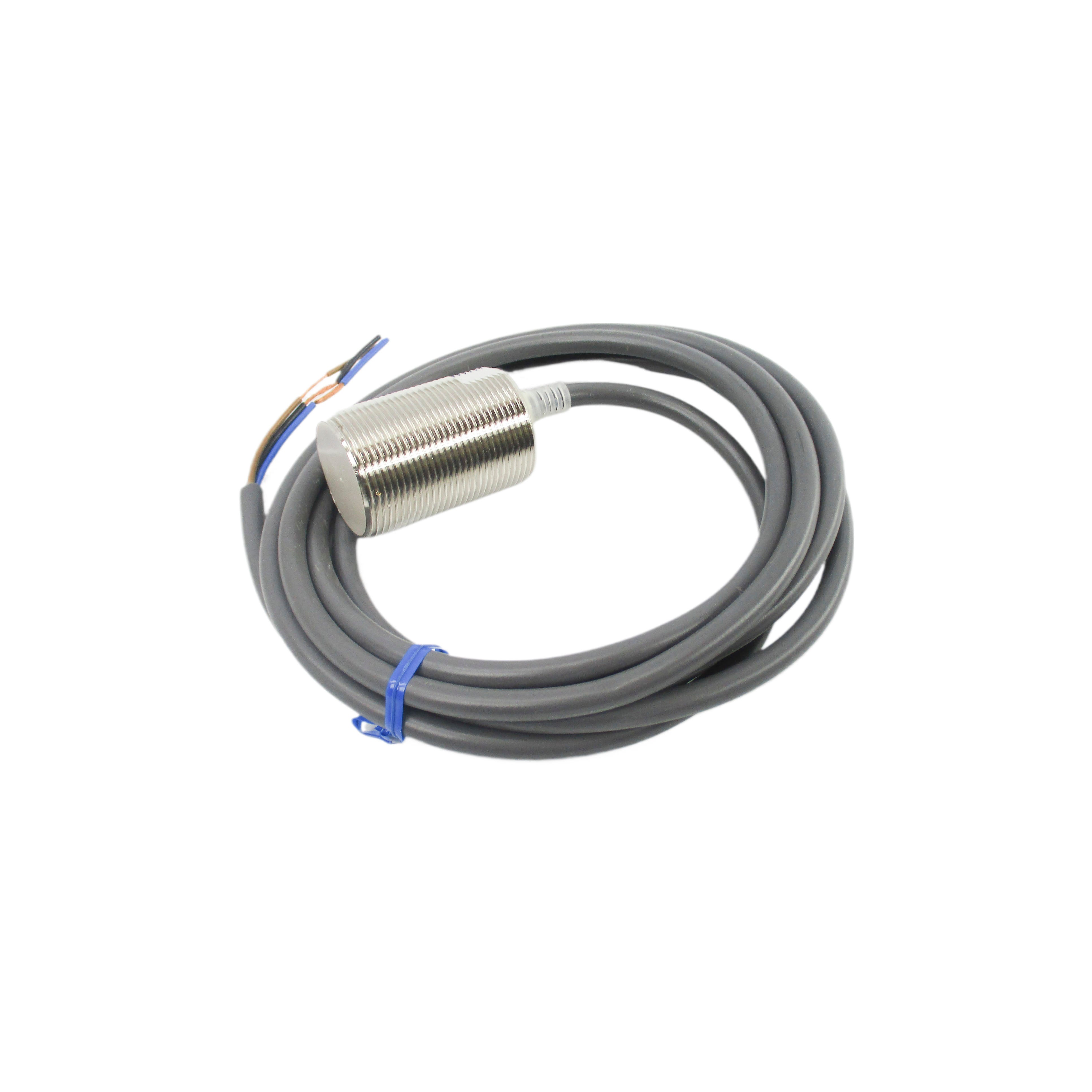 OMRON E2E-X10F1 12-24VDC NSNP