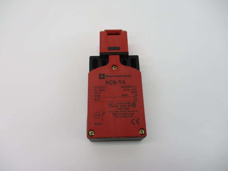 TELEMECANIQUE XCSTA593 240V3A NSMP