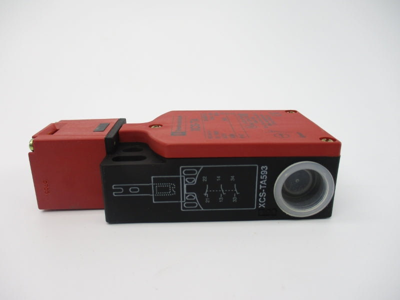 TELEMECANIQUE XCSTA593 240V3A NSMP