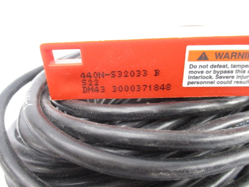 ALLEN BRADLEY 440N-S32033 SER. B (AS PICTURED) NSNP