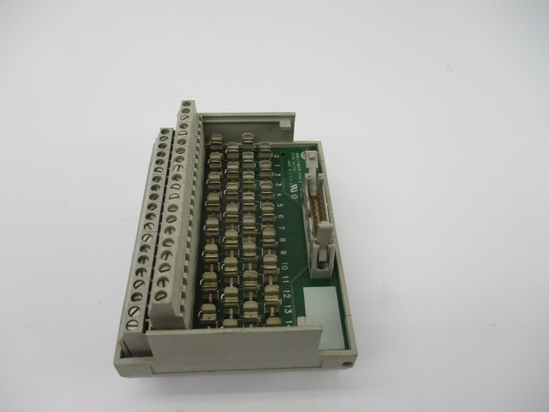 ALLEN BRADLEY 1492-IFM20F-F24-2 SER. A 10-30VAC/DC NSNP