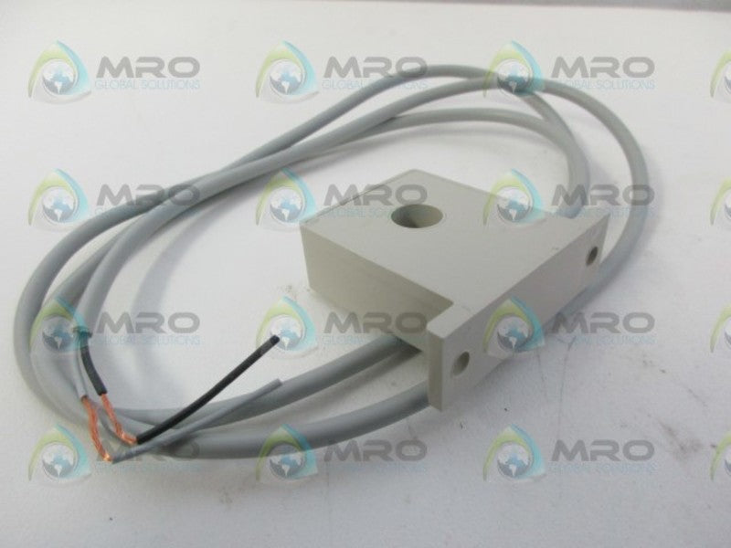 CARLO GAVAZZI MI5 CURRENT TRANSFORMER NSNP