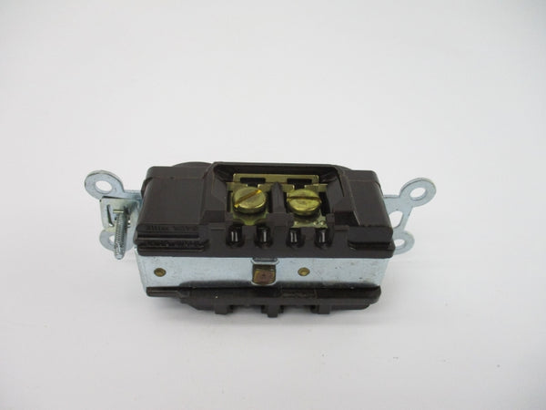 HUBBELL 5662 250V 15A NSNP