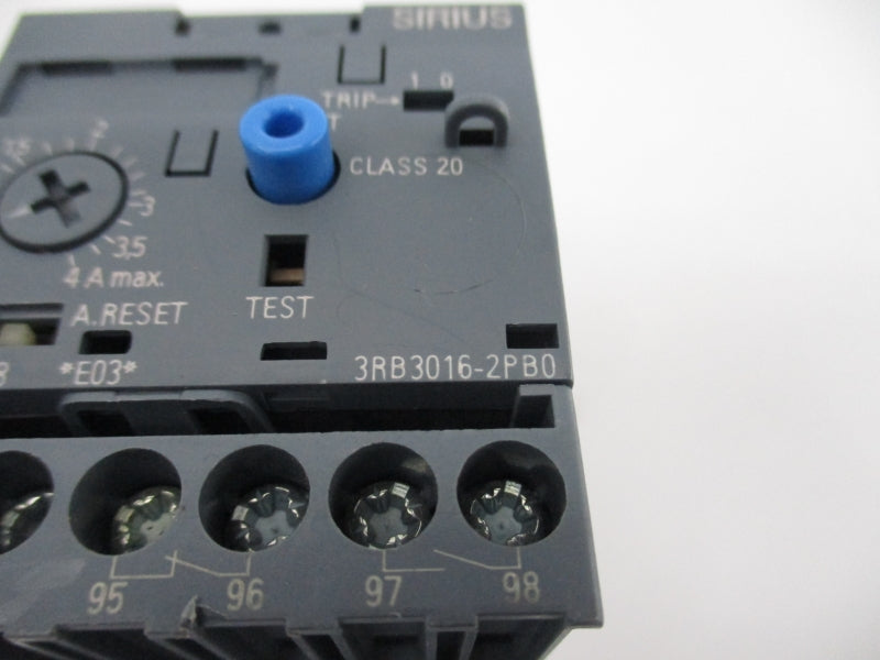SIEMENS 3RB3016-2PB0 600V 1-4A NSNP
