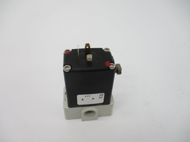 BURKERT 0330A2,0FFKMPP 20001218 24VDC NSNP