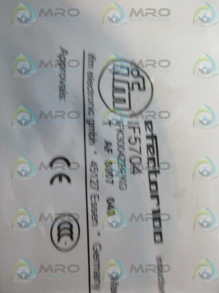 IFM EFECTOR IF5704 INDUCTIVE SENSOR NSMP