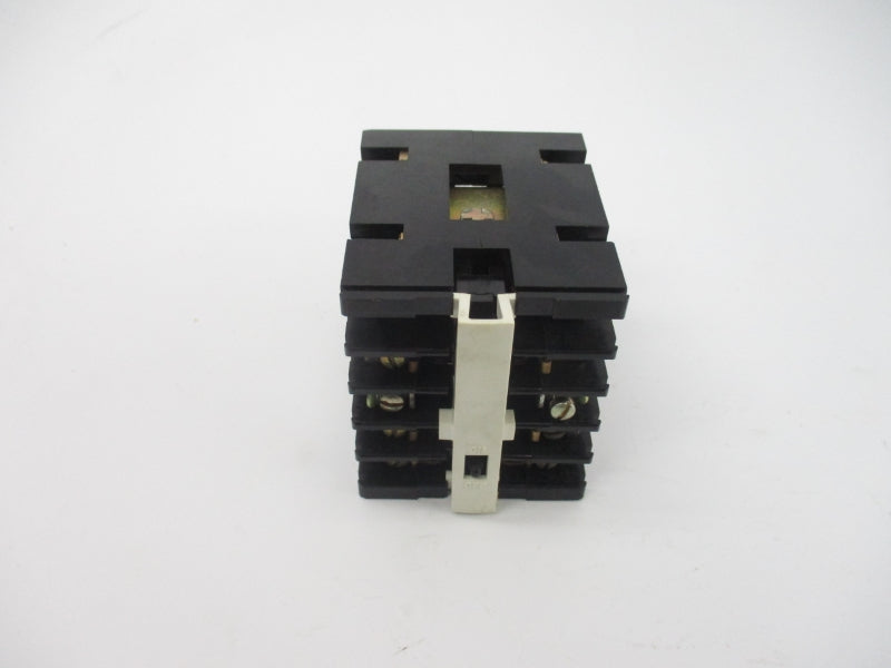 GENERAL ELECTRIC CR120AD02144AA SER. A 12VDC 10A NSNP