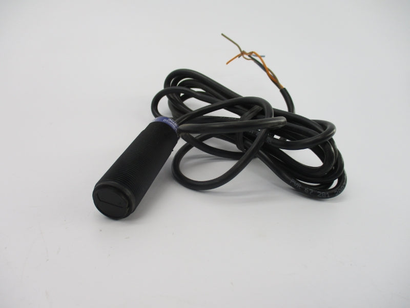 TELEMECANIQUE XU1-P18PP340 12-24VDC NSNP