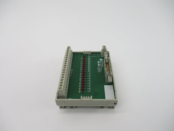 ALLEN BRADLEY 1492-IFM20D120 SER. A NSNP