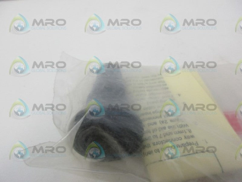 RS COMPONENTS 483-966 SEALED IN LINE SOCKET 6WAY  NSMP