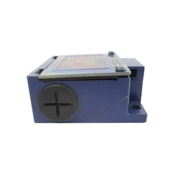 TELEMECANIQUE ZCKM1 240V 3A (AS PICTURED1) NSNP