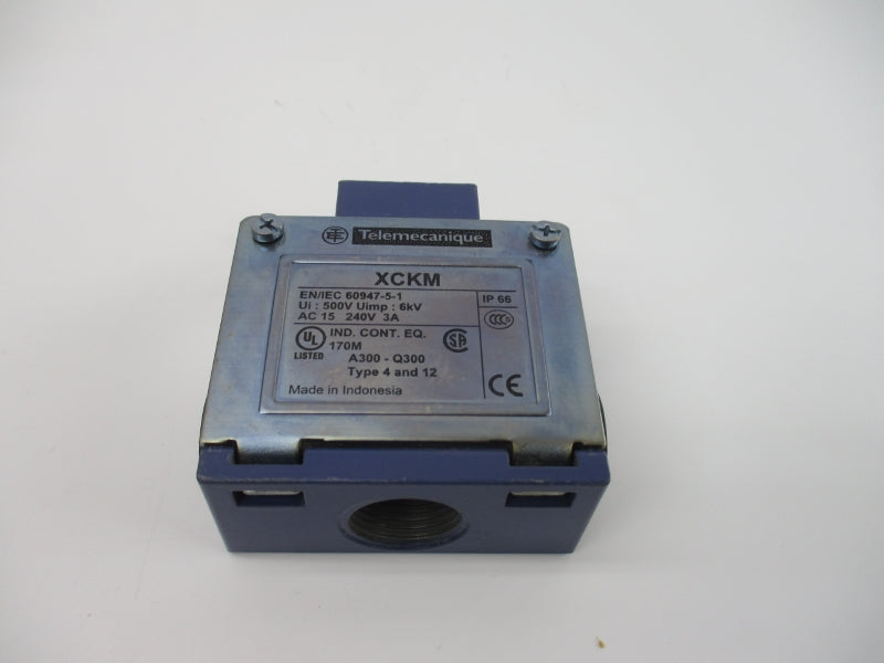 TELEMECANIQUE ZCKM1 240V 3A (AS PICTURED1) NSNP