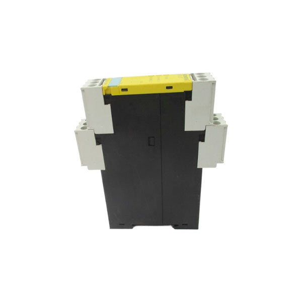 SIEMENS 3TK2824-1BB40 300V 6A NSNP