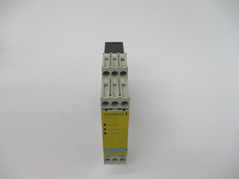 SIEMENS 3TK2824-1BB40 300V 6A NSNP