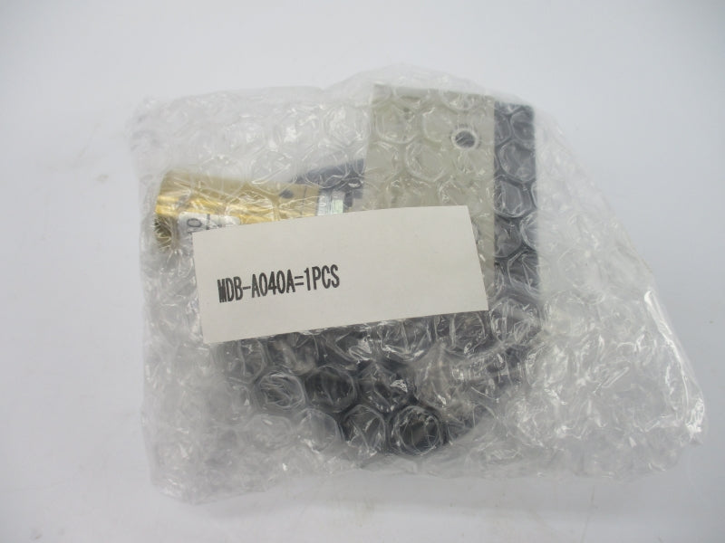 OMRON MDB-A040A W/ D4MC-5000 250VAC 10A NSMP