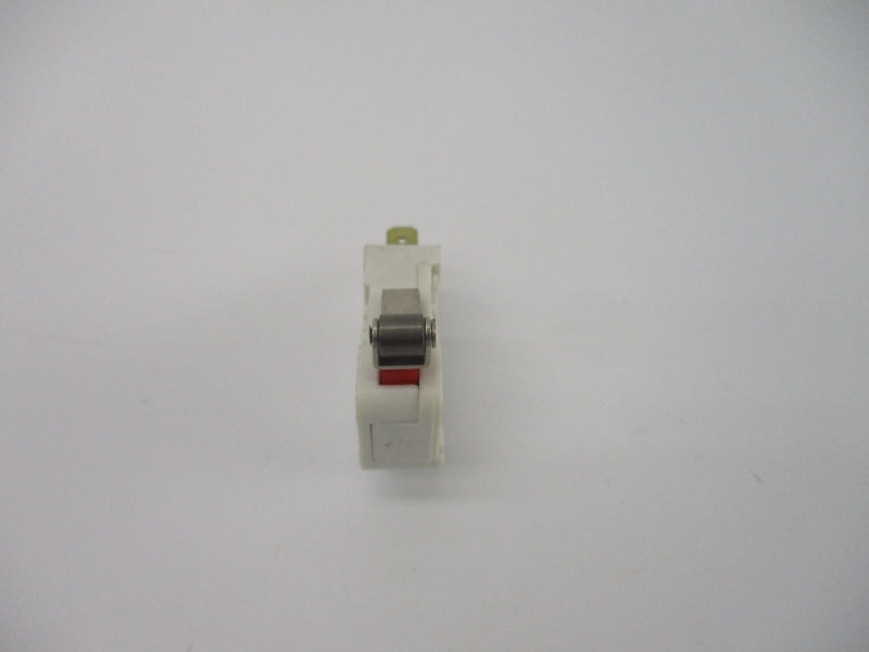 CHERRY D44LR1RA 125/250VAC 10A NSNP