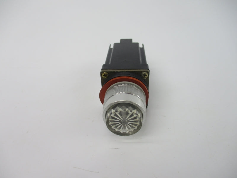 ALLEN BRADLEY 800MR-P26C SER. E 220/240V (WH) NSMP