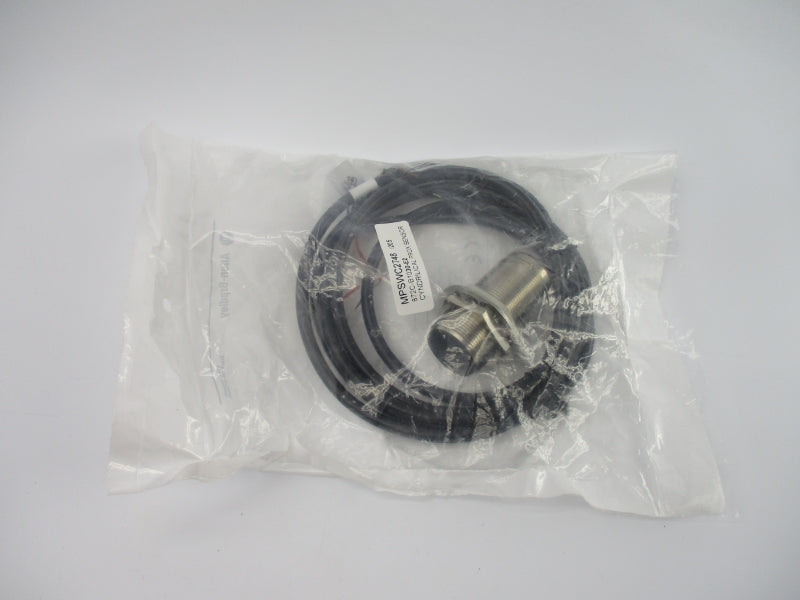 ALLEN BRADLEY 872C-B10BR30-E2 SER. C 30-132VAC/DC 3A NSMP