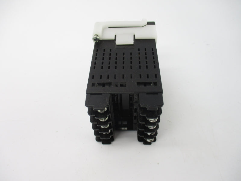 OMRON E5CSV-Q1T-F 250VAC 1A NSNP