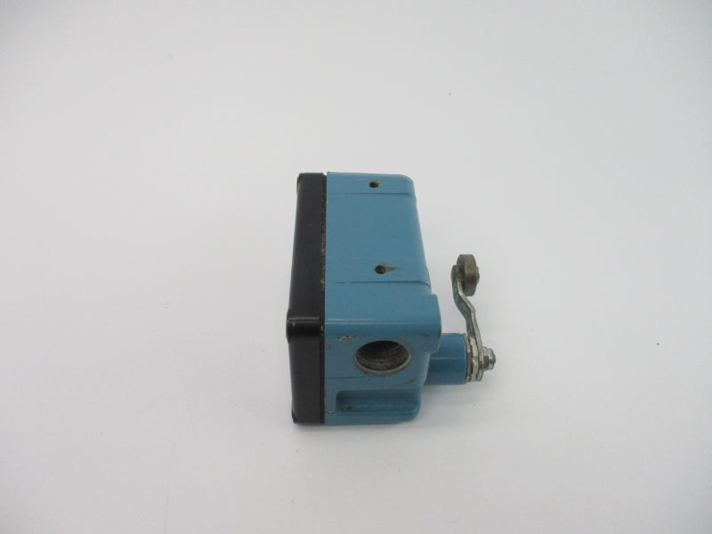 MICRO SWITCH OP-AR 480VAC 15A UNMP