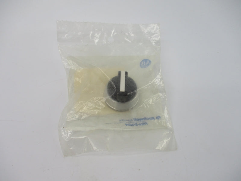 ALLEN BRADLEY 800H-N130F SER. A NSMP