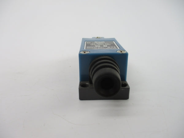 NAIS AZ8111 250VAC 5A NSNP