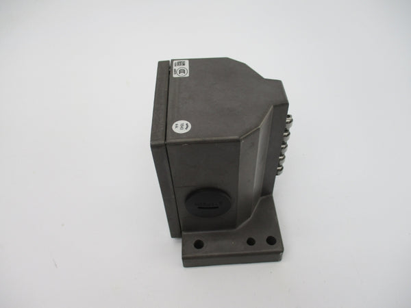EUCHNER RGBF05R12-1514-M 087105 250VAC 10A NSNP