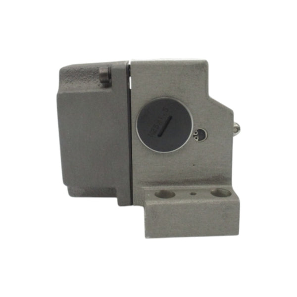 EUCHNER GLBF04R12-1514-M 085943 250VAC 10A NSNP